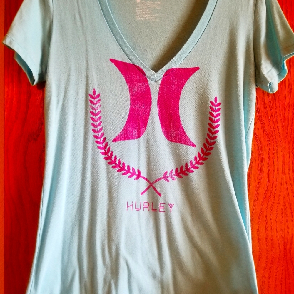 Hurley tshirt